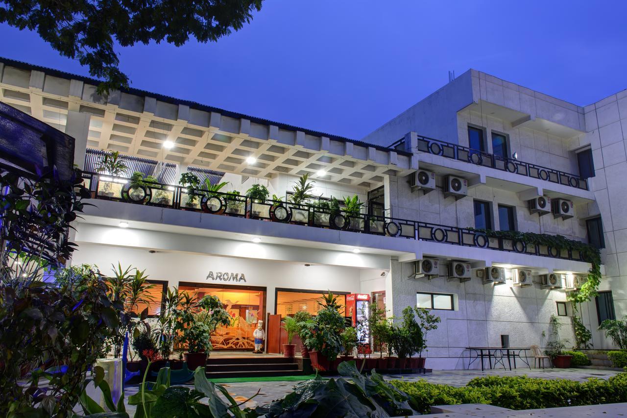 Blue Diamond The Hotel Korba Luaran gambar
