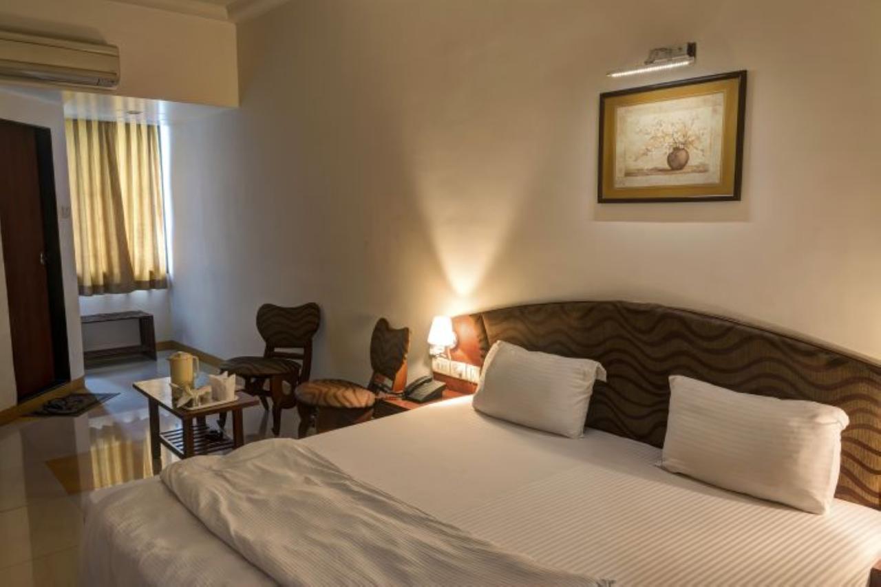Blue Diamond The Hotel Korba Luaran gambar